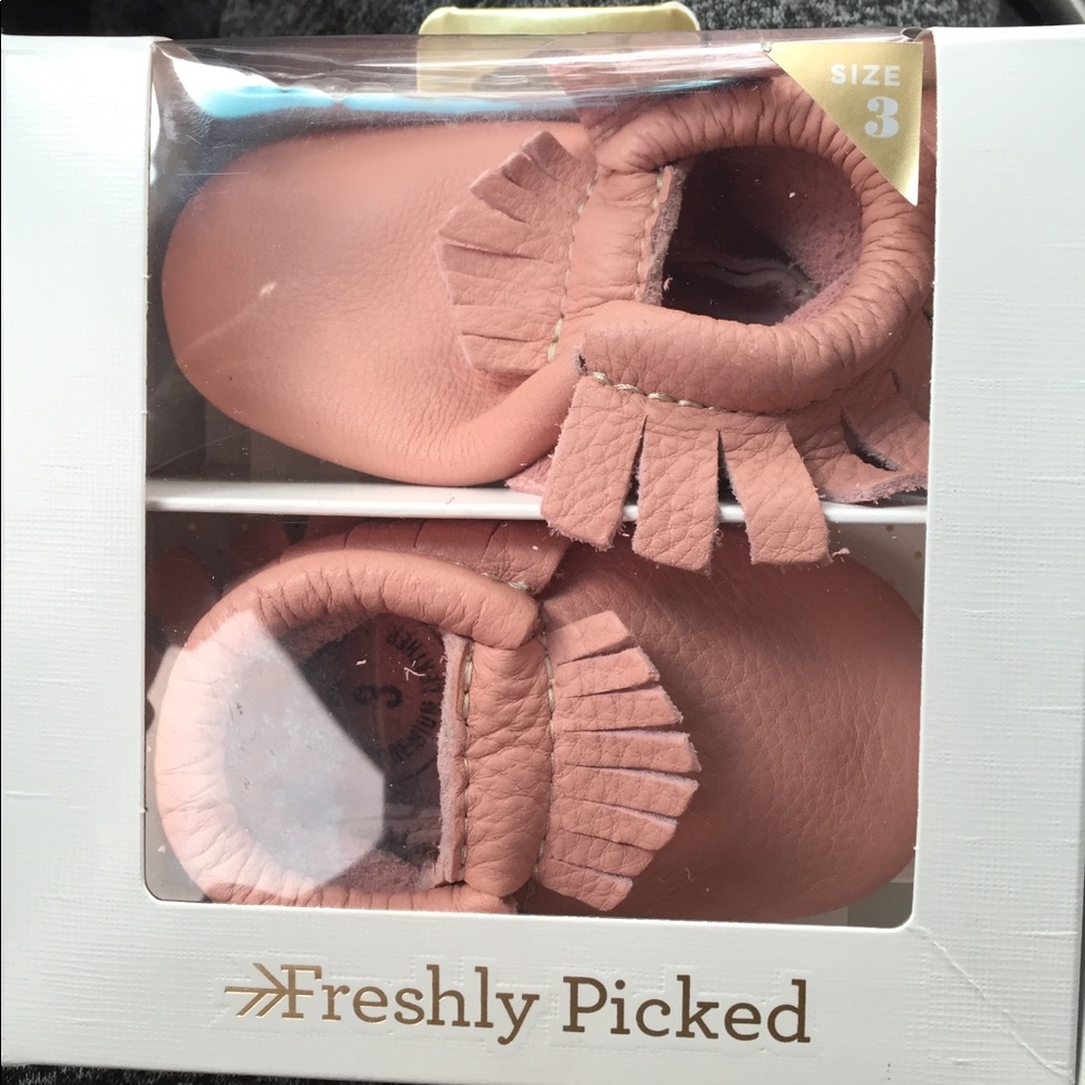 Baby moccasin shoes